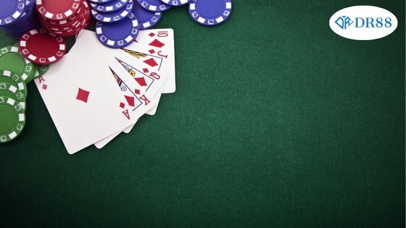 Sự phát triển mạnh mẽ của chơi bài trực tuyến